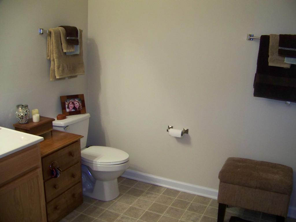 Pictures for Mountain Valley Apartments in WV 26508